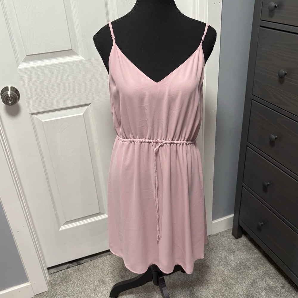 Aritzia - Babaton Dress